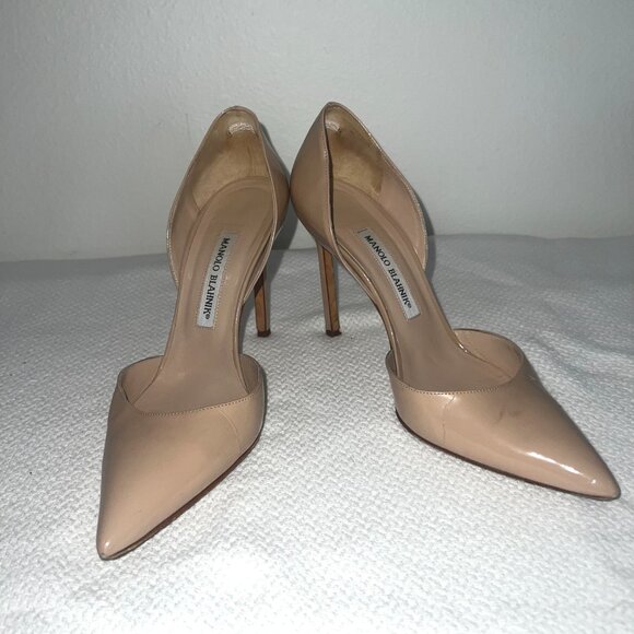 Manolo Blahnik Nude Patent Leather Heels - Picture 10 of 11